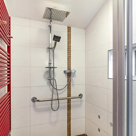 Kleines Haus Holiday home Bernau bei Berlin